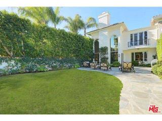 12376 Ridge Cir, Los Angeles, CA 90049-1151