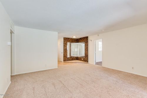 6314 13 Pl, Phoenix AZ 85042-5663 exterior