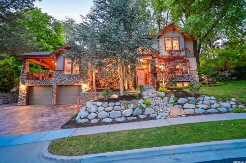 2595 Oak Creek Dr, Sandy, UT 84093-6524