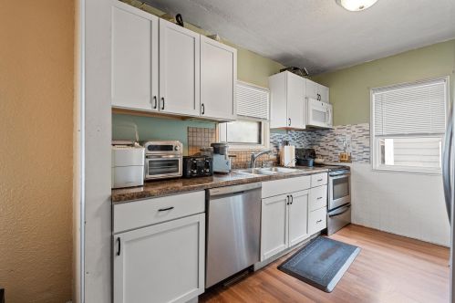 320 Arlington Ave, Saint Paul MN 55117-3603 exterior