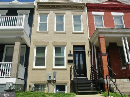 613 Gresham Pl, Washington DC  20001-2946 exterior