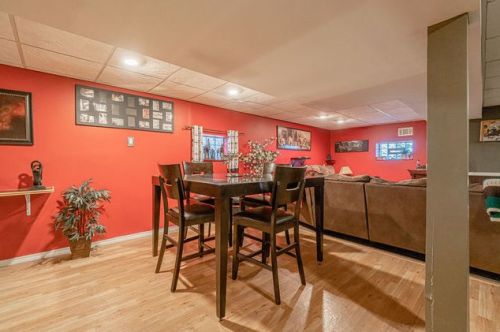 10006 Indiana Ave, Chicago IL 60628-2126 exterior