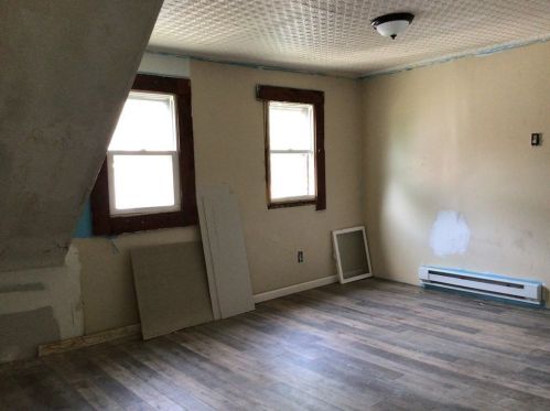 19 Gordon St, Springfield MA 01108-2111 exterior