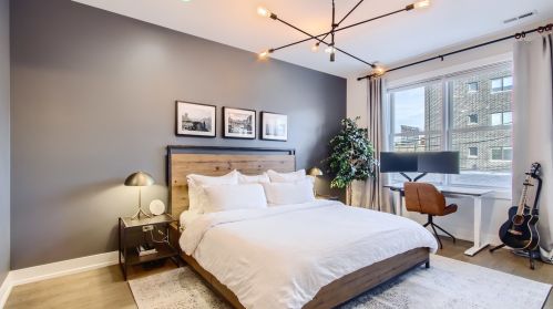 457 Aberdeen St, Chicago IL  60642-6552 exterior