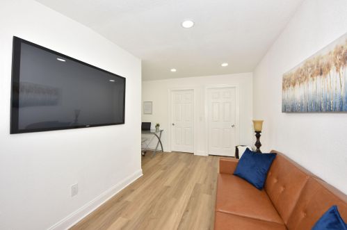 3786 10th St, Milwaukee WI  53206-3315 exterior