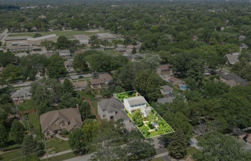 942 Kirk Ave, Elmhurst IL 60126-5143 exterior