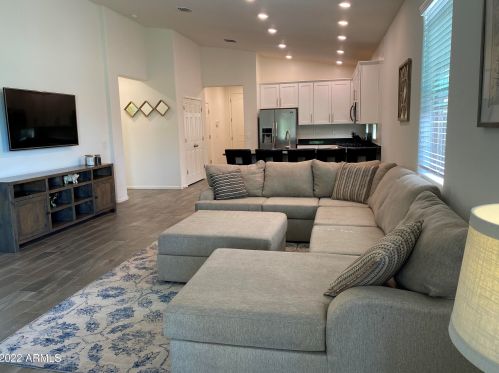 3241 Santa Rita Way, Chandler, AZ 85286-5692