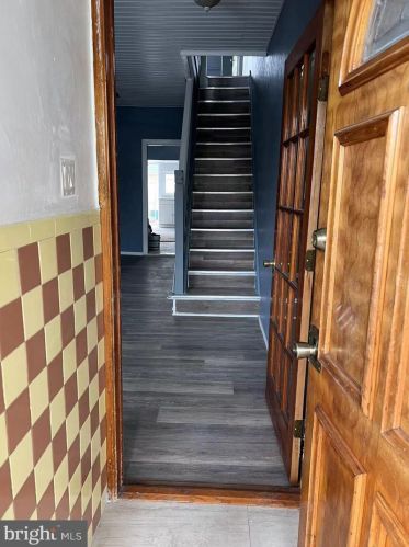 3167 Aramingo Ave, Philadelphia PA  19134-4421 exterior