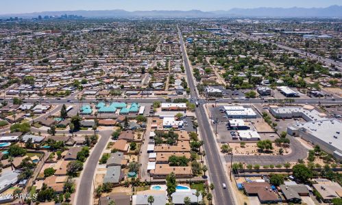 6041 23 Ave, Phoenix AZ 85015-4006 exterior