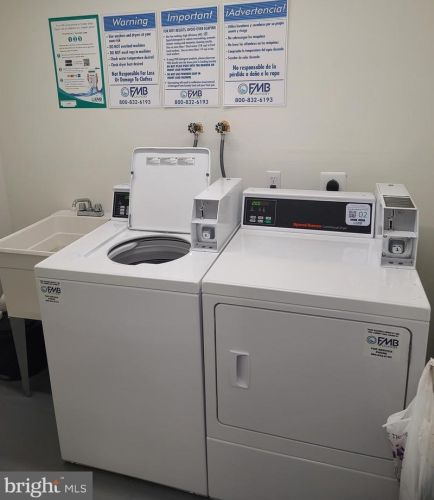 58 Galveston Pl, Washington DC 20032-2049 exterior