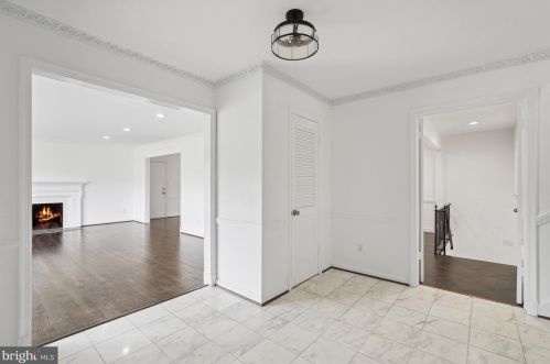 1214 Potomac School Rd, Mc Lean, VA 22101-2327