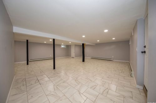 10 21st St, Huntington Station NY  11746-3259 exterior