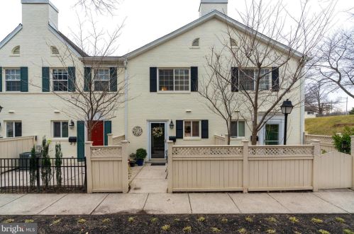 5262 Maris Ave, Alexandria VA exterior