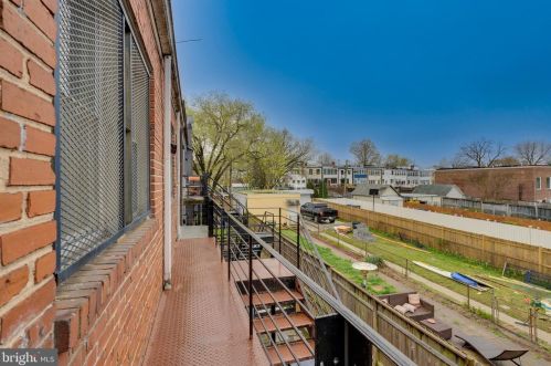 5228 4 St, Washington DC 20003-3481 exterior