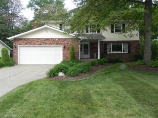 1600 Mozart Dr, Cleveland, OH 44145-2357