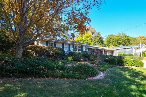 1179 Springdale Rd, Gainesville GA 30501-2443 exterior