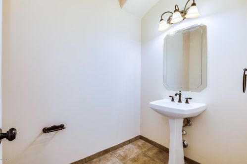 43928 20th St, Phoenix AZ 85006-2323 exterior