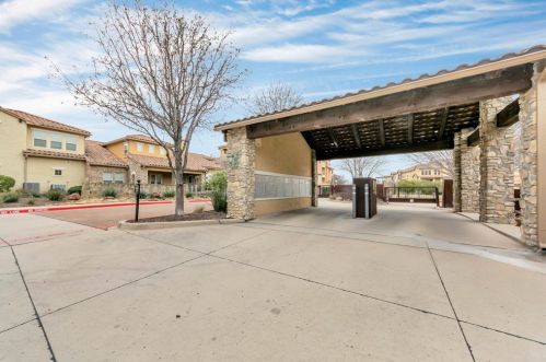 6631 Via Positano, Irving TX  75039-2850 exterior