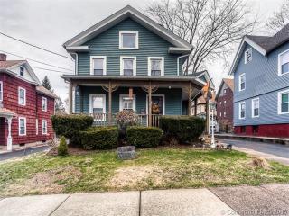 106 Church St, Wallingford CT  06492-3635 exterior