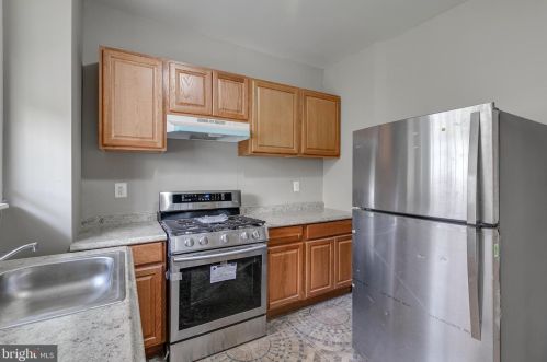 1941 30 St, Philadelphia PA 19121-1838 exterior