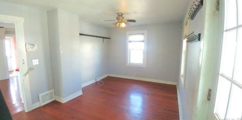 62 Eldridge St, Manchester CT 06040-5551 exterior