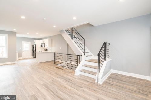 6221 Hazel Ave, Philadelphia, PA 19143-1022