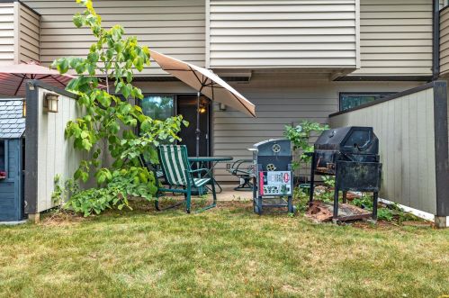 9043 70, Milwaukee WI 53223-2114 exterior