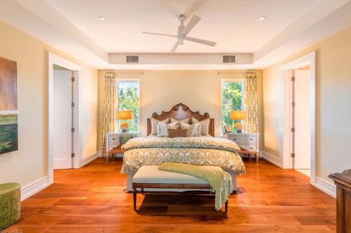 450 Gulf Shore Blvd, Naples FL 34103-2647 exterior