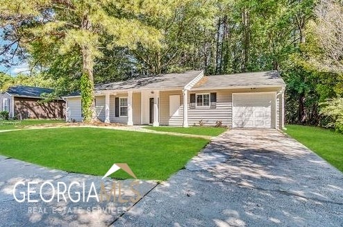 3015 Flat Shoals Rd, Atlanta GA  30349-4001 exterior