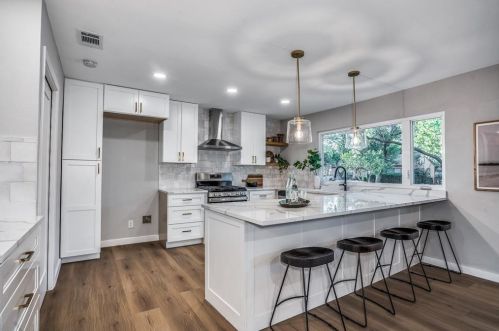 2422 Glengariff Dr, Dallas TX  75228-2934 exterior