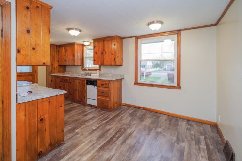 2728 Parchmount Ave, Kalamazoo MI  49004-1793 exterior