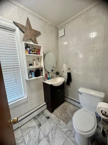 493 Olo St, Woonsocket RI  02895-4054 exterior