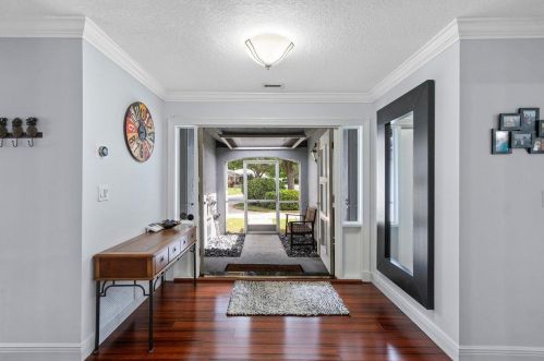 381 Del Rio Blvd, Boca Raton FL 33432-4735 exterior