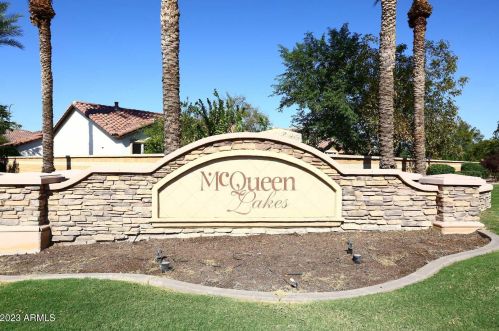 4620 Robins Way, Chandler, AZ 85249-5366