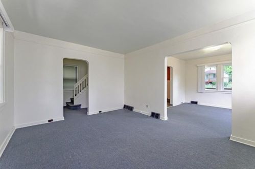 1801 Universal Rd, Pittsburgh PA 15235-3955 exterior