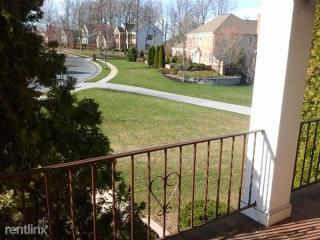 1105 Peggy Dr, Hummelstown PA  17036-9019 exterior