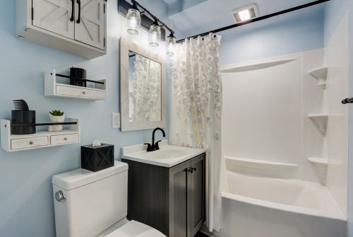 5545 57, Milwaukee WI 53218-3230 exterior