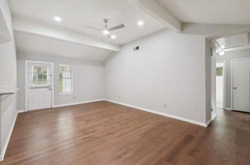 1406 Cartecay Dr, Atlanta GA  30319-3404 exterior