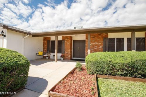 4202 86th Ave, Phoenix, AZ 85037-2116