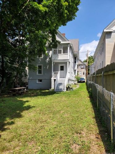 26 Franklin St, Poughkeepsie, NY 12601-4308