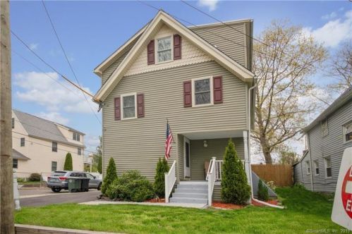 73 Botsford Ave, Milford, CT 06460-5804