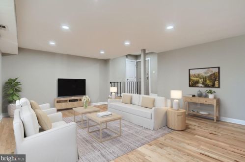 10851 Amherst Ave, Silver Spring, MD 20902-4345