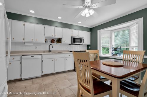 442 Frank Applegate Rd, Jackson Twp NJ 08527-2454 exterior