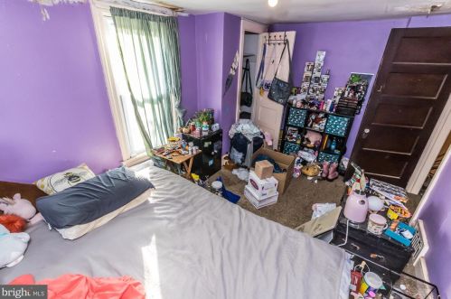 1238 Maple St, Pottstown PA 19464-5822 exterior