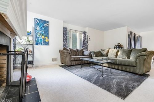 25 Osprey, Hackettstown, NJ 07840-2726