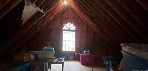 17 Stonehill Dr, Deep River CT 06419-1144 exterior