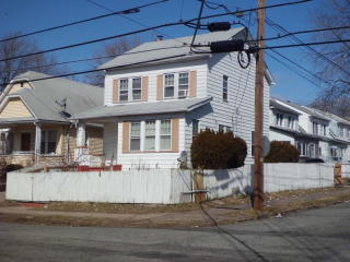 201 8th Ave, Paterson NJ  07514-2225 exterior