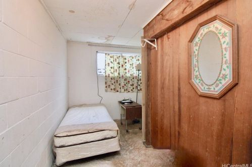 3645 Puuku Makai Dr, Honolulu, HI 96818-2816