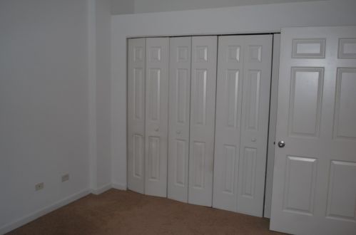 4050 Lincoln Ave, Chicago IL  60618-3067 exterior