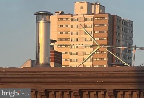 703 Federal St, Philadelphia PA 19147-5112 exterior